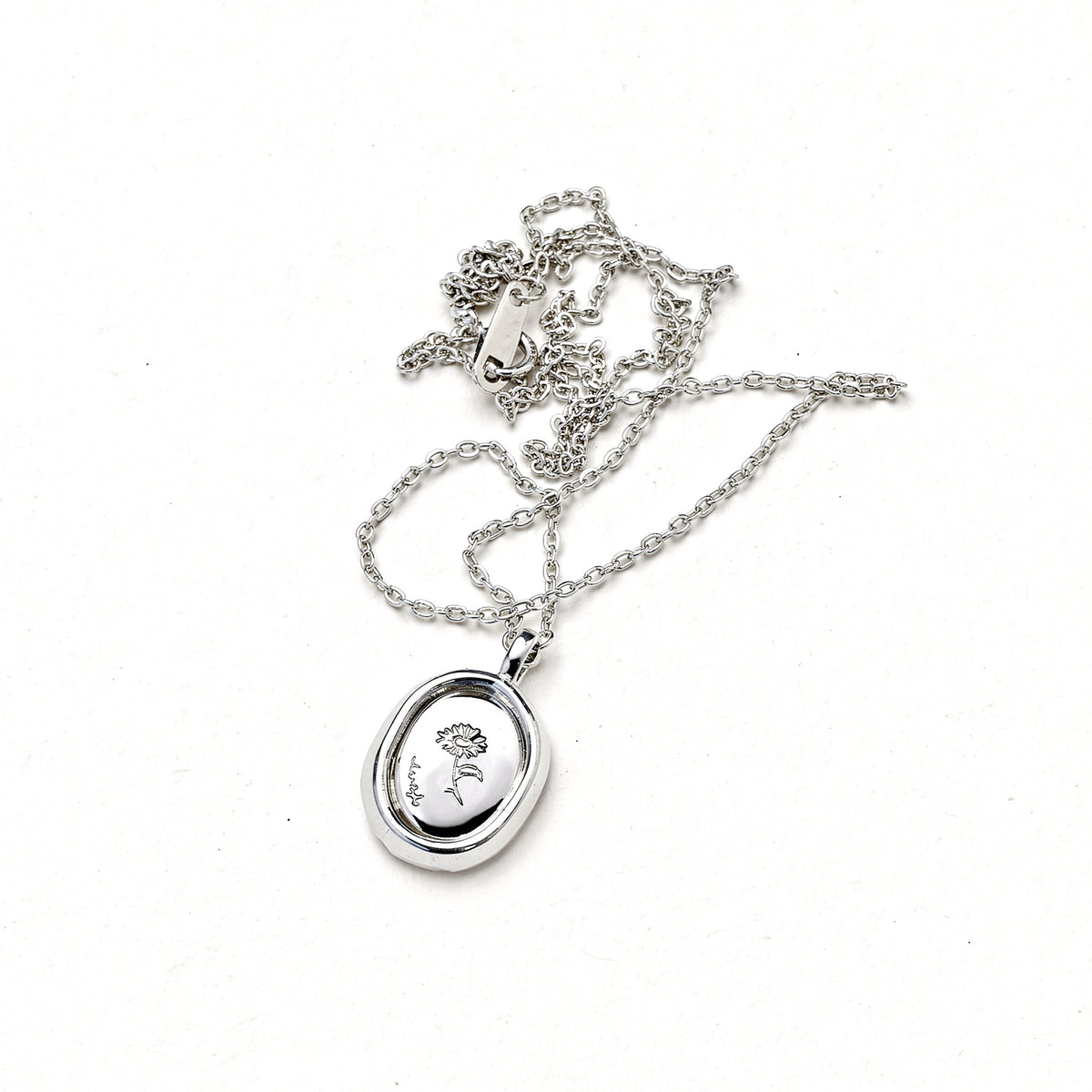 Oval Medallion Pendant Necklace