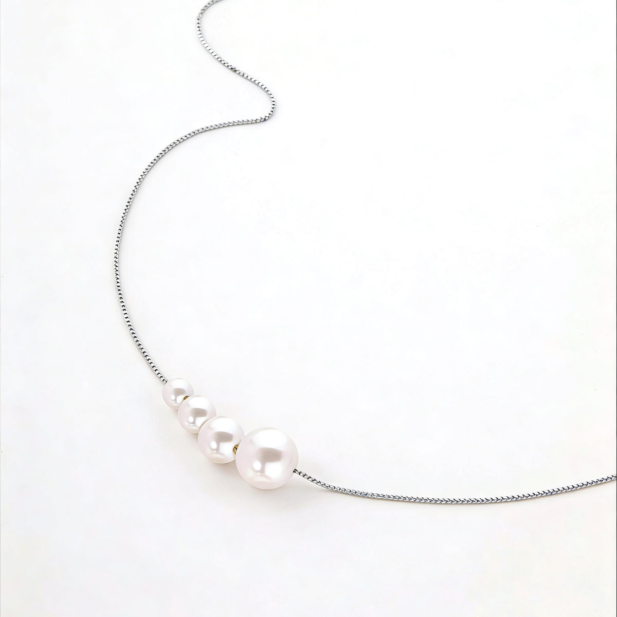 Graduated Pearl Chain Necklace