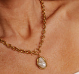 Statement Pearl Pendant Chain Necklace