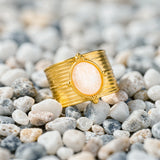 Vintage Oval Stone Wide Band Ring