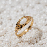 Vintage Star Oval Stone Ring